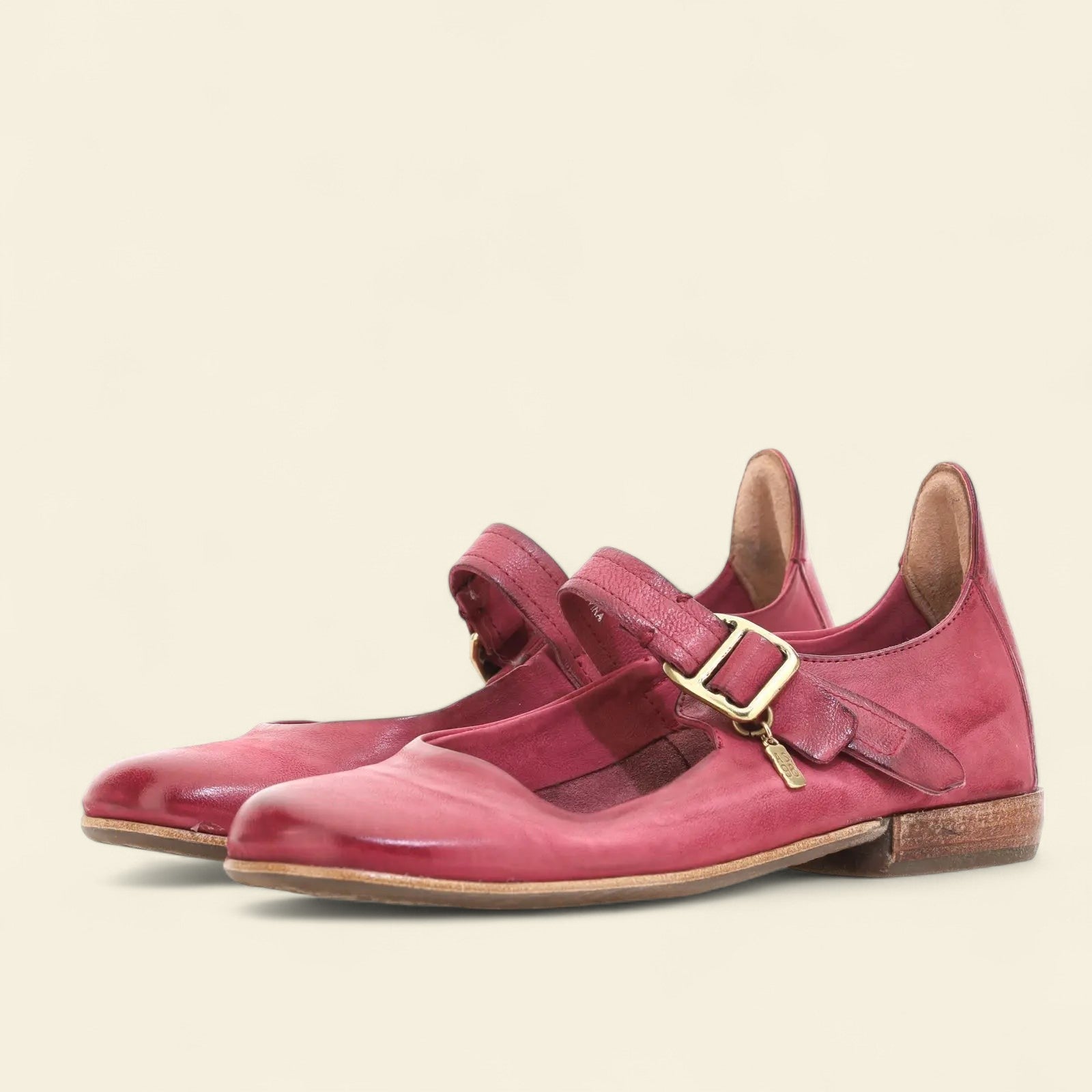 Zowie A.S.98 Red Summer 25 Leather Sandal