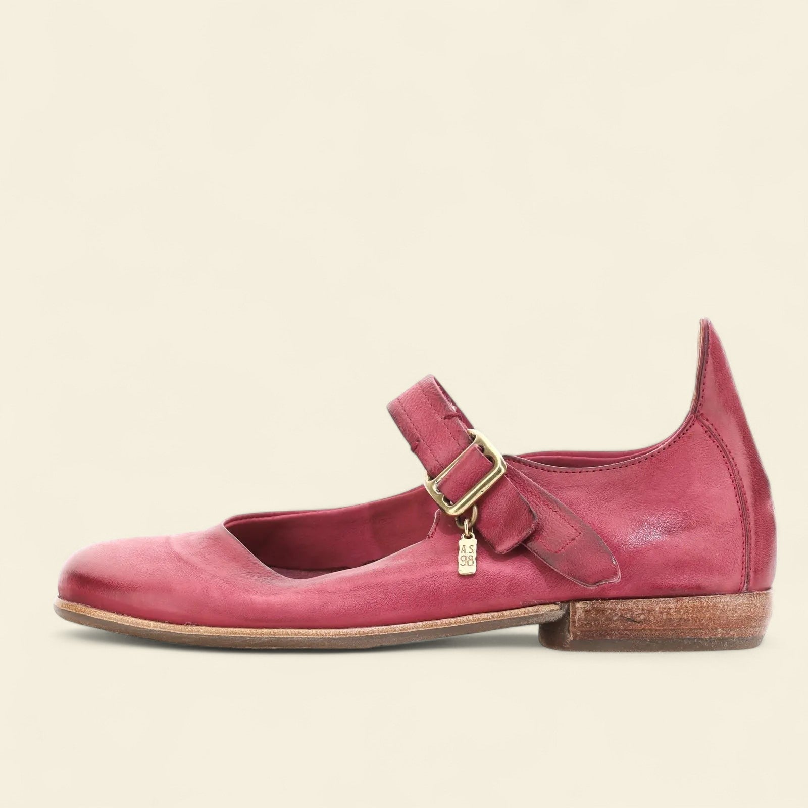 Zowie A.S.98 Red Summer 25 Leather Sandal