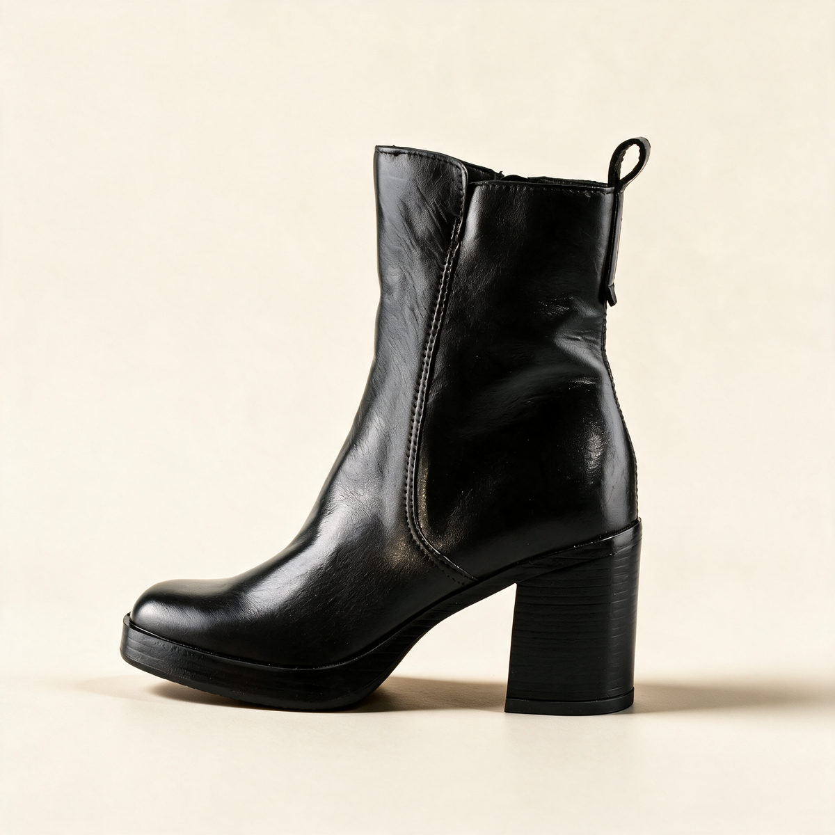 MJUS MADDALENA Black ankle boots, outer side profile