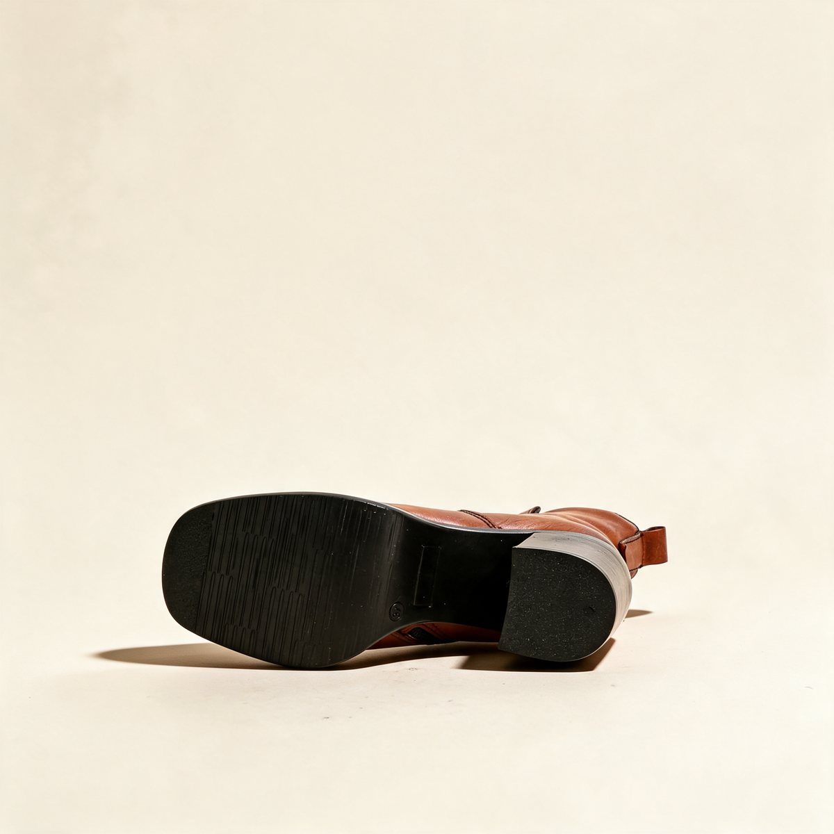 MJUS MADDALENA Cognac ankle boots, outsole view