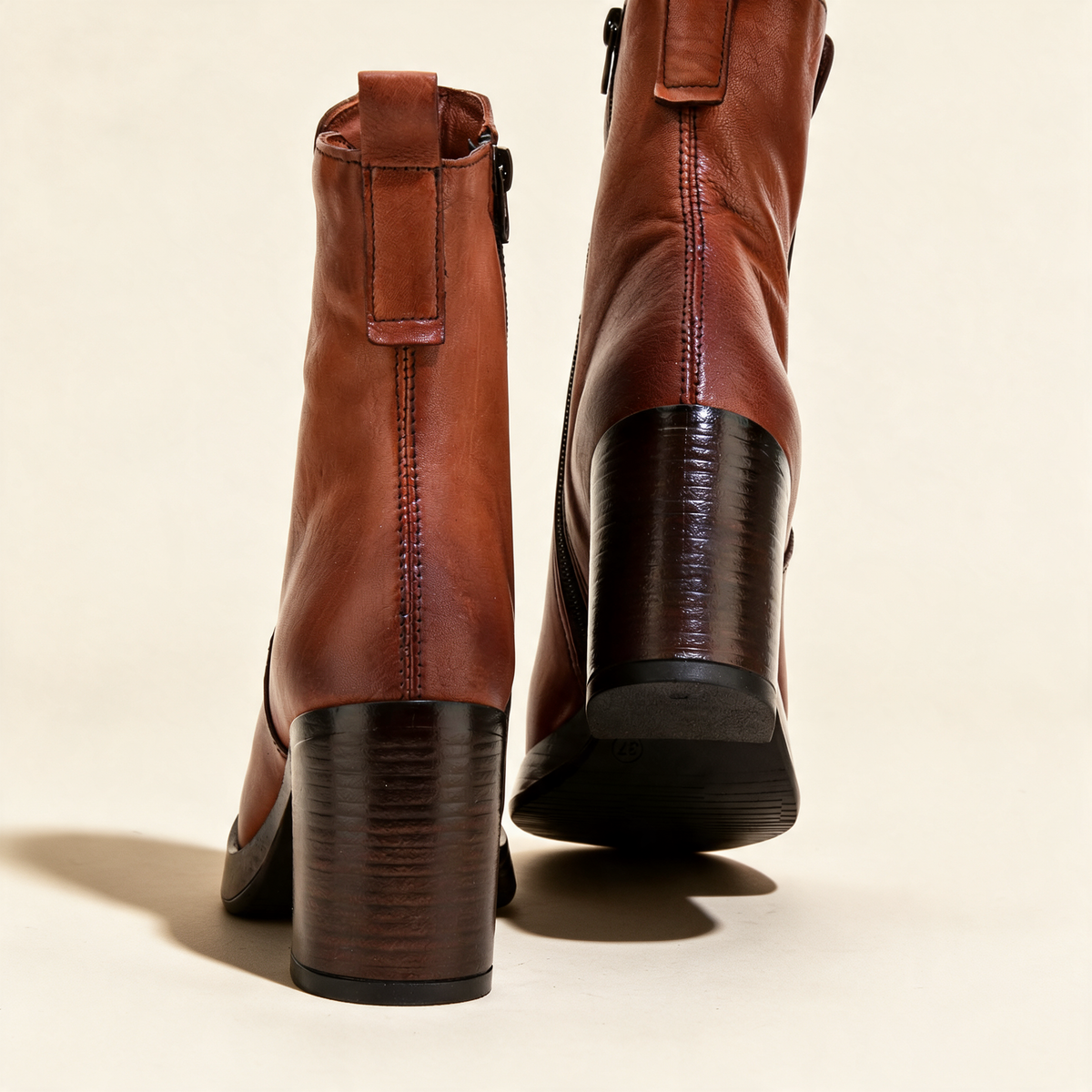 MJUS MADDALENA Cognac ankle boots, rear pair view