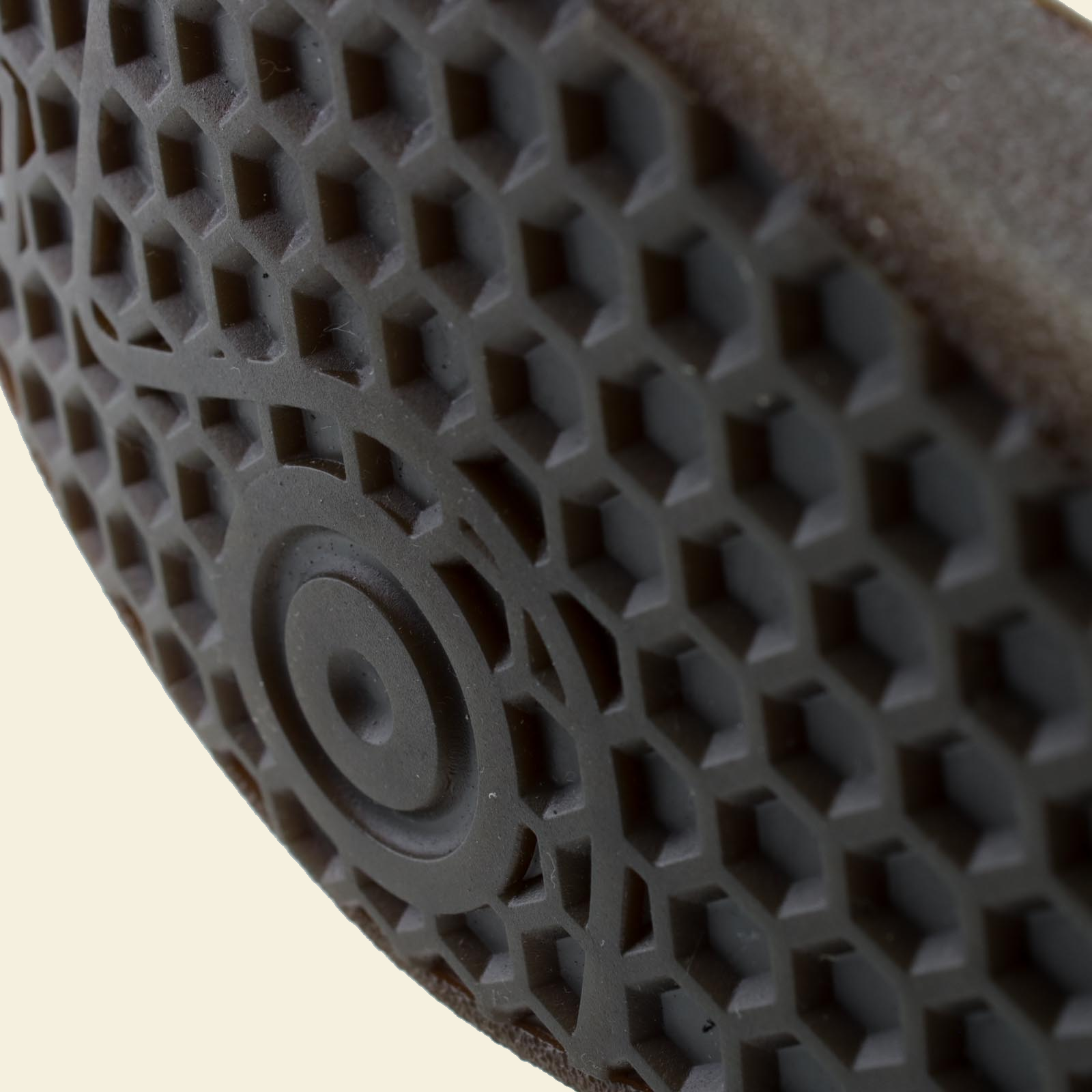 MJUS CETA Black sneakers, heel and sole detail