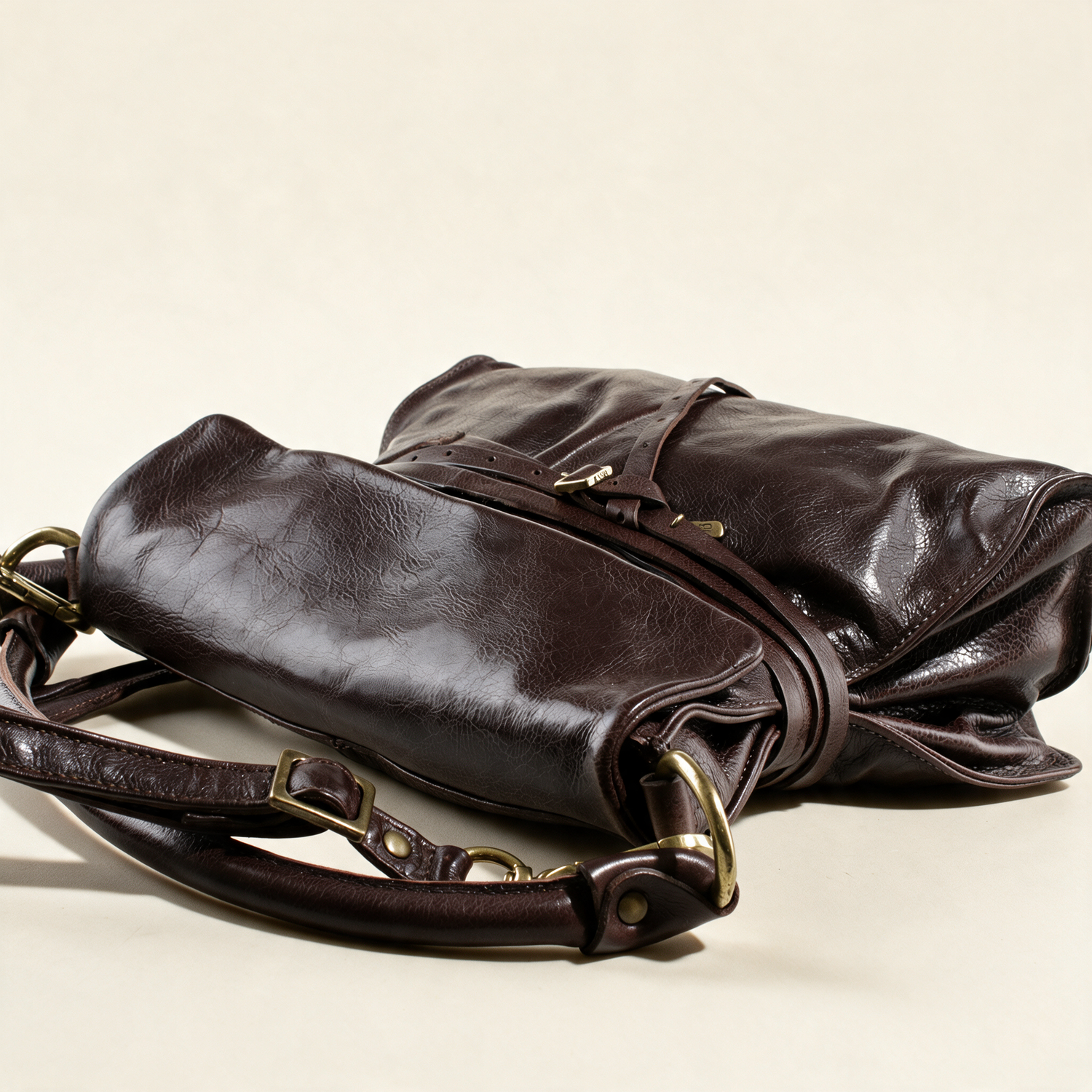 A.S.98 ELLEN Ebony handbags, leather and finishing detail 