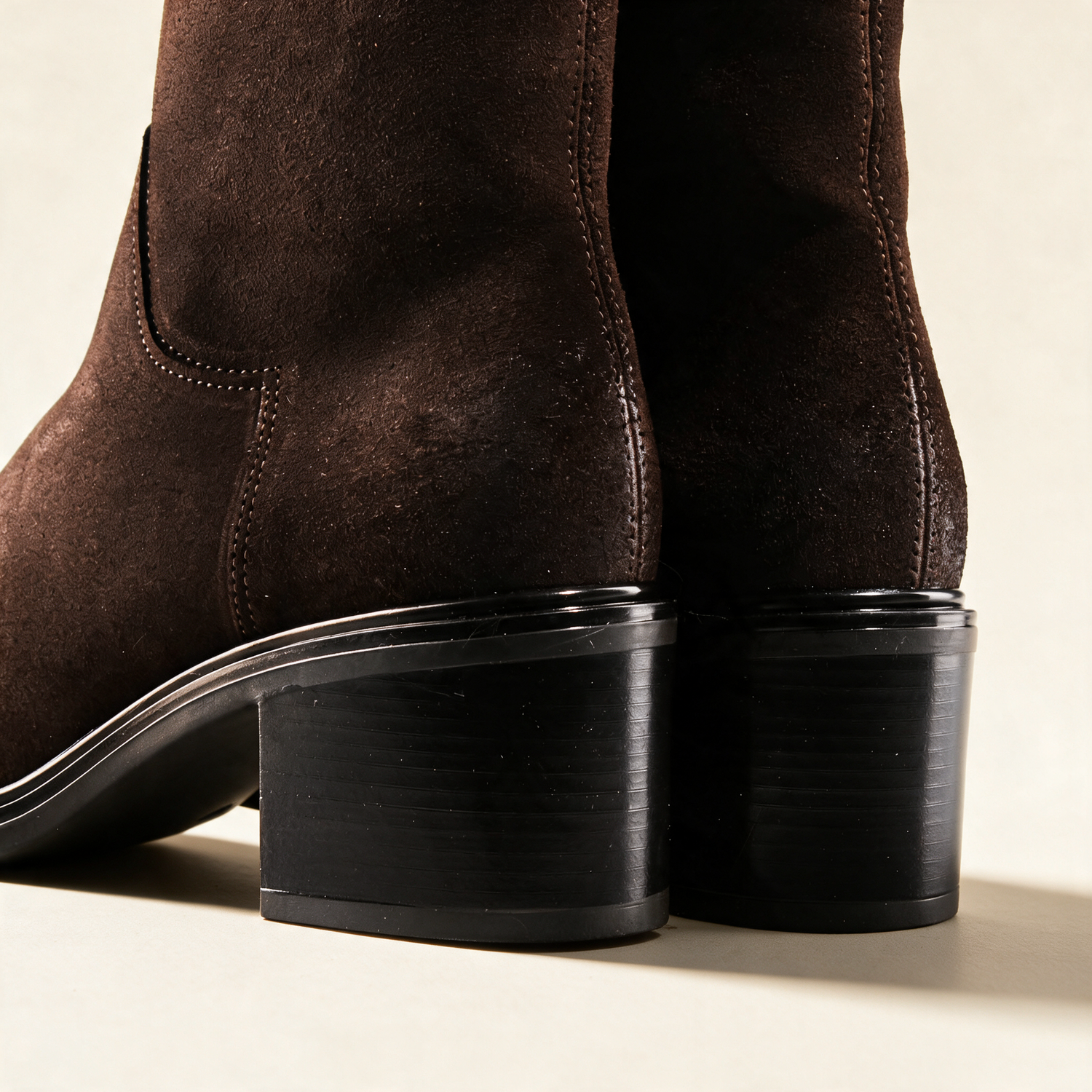 MJUS BRIO Brown ankle boots, hardware and construction detail 