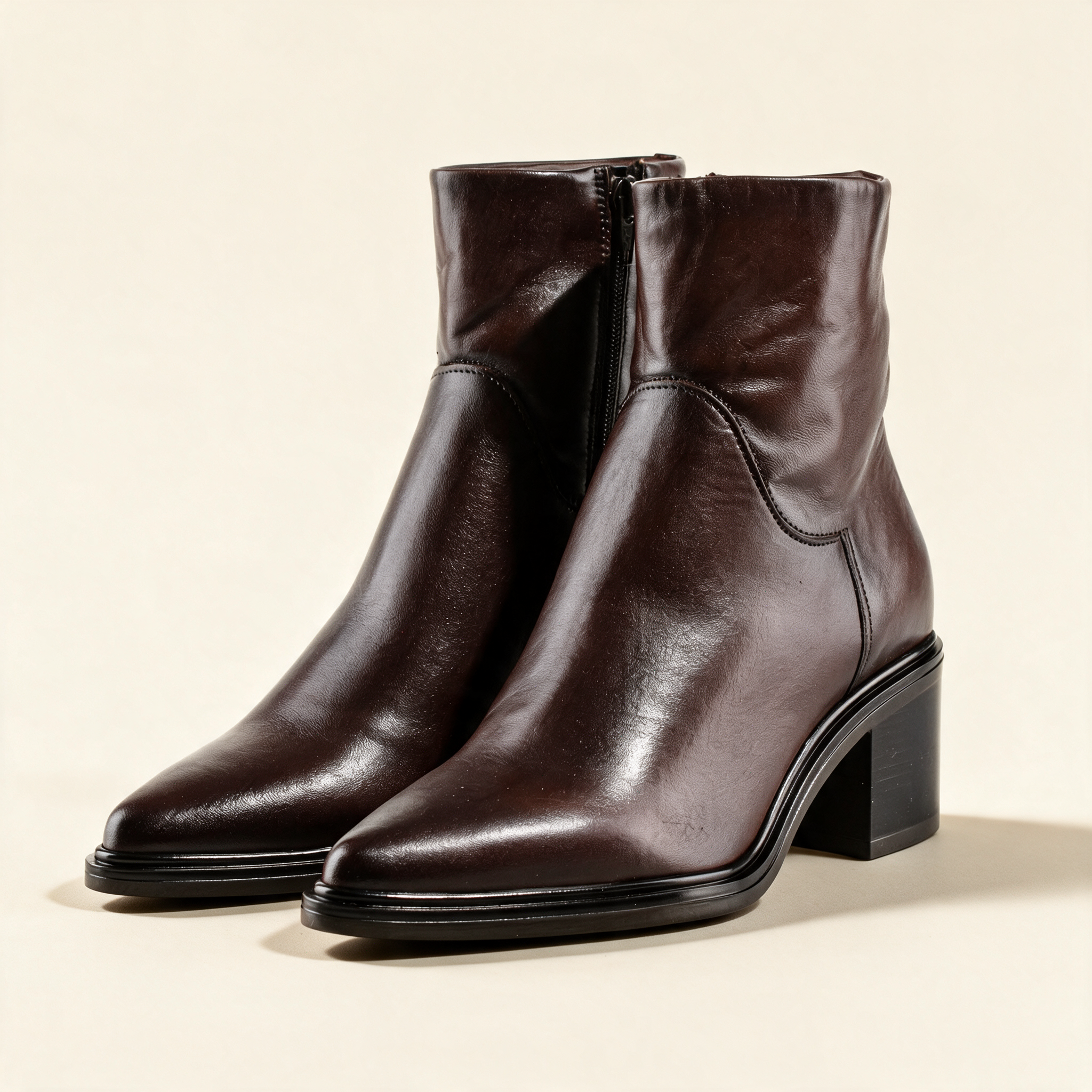 MJUS BRIO Chocolate ankle boots, pair three-quarter view 