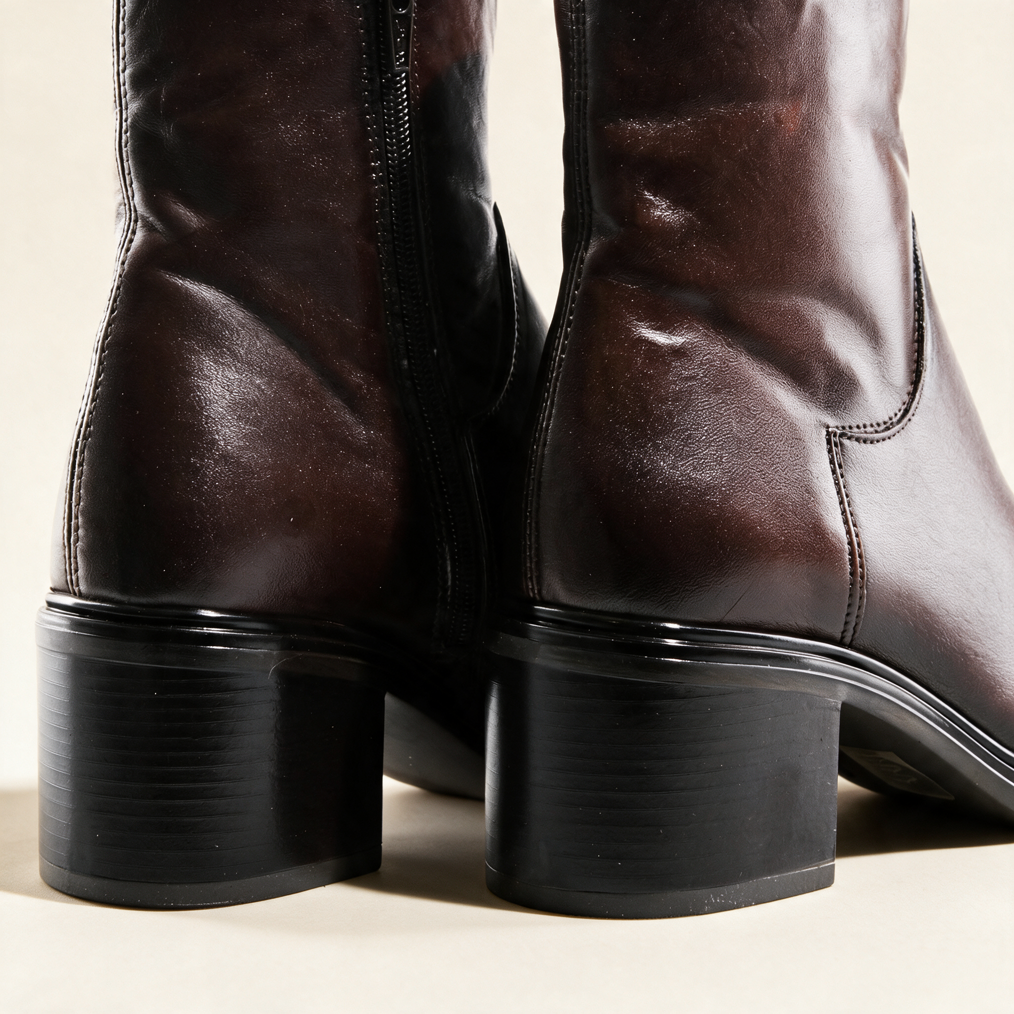 MJUS BRIO Chocolate ankle boots, leather and finishing detail 