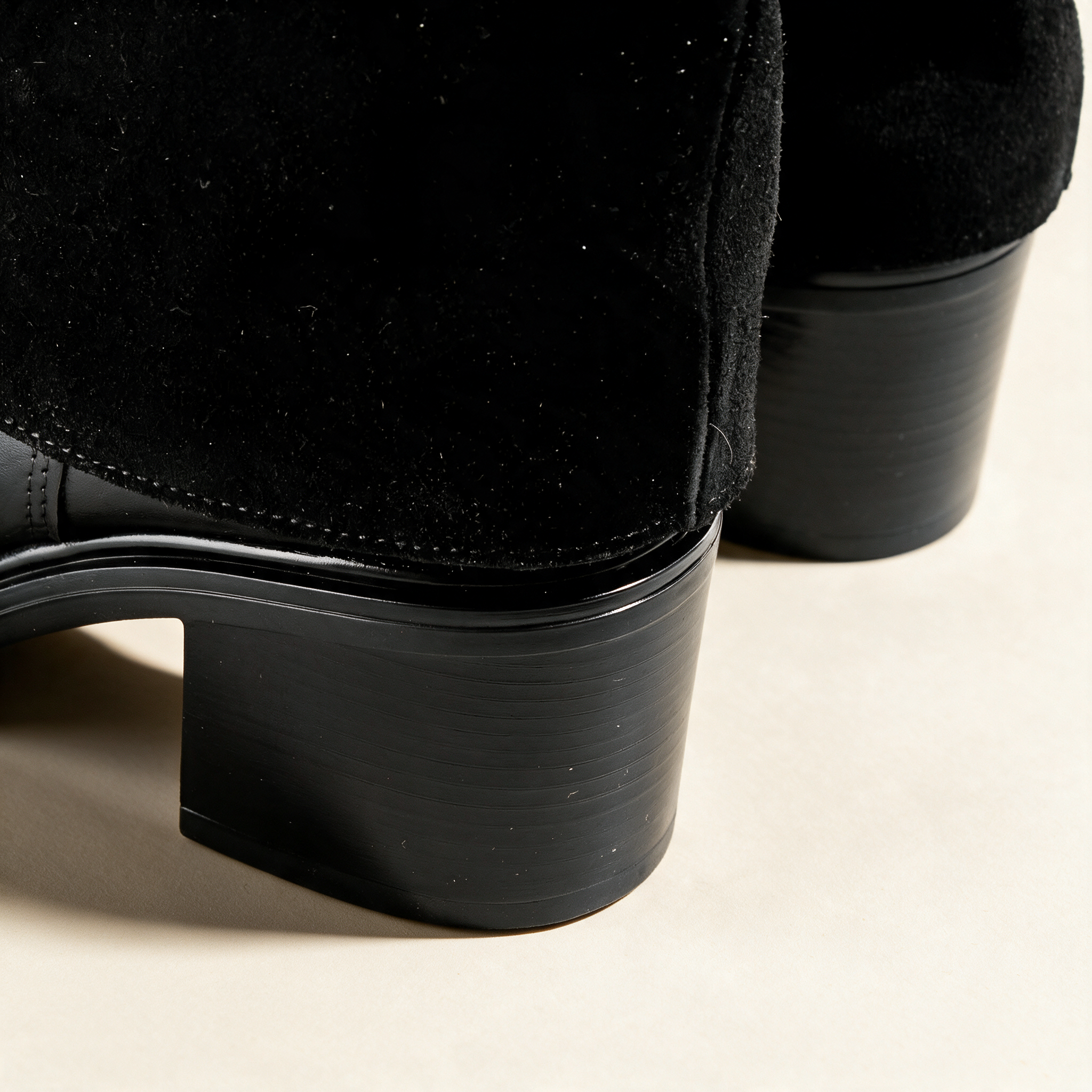 MJUS SIENA Black knee-high boots, heel and sole detail 