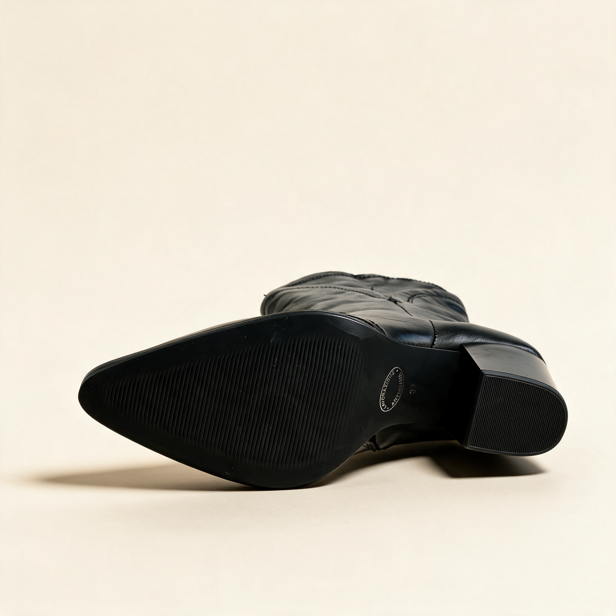 MJUS LUNA Black ankle boots, outsole view 