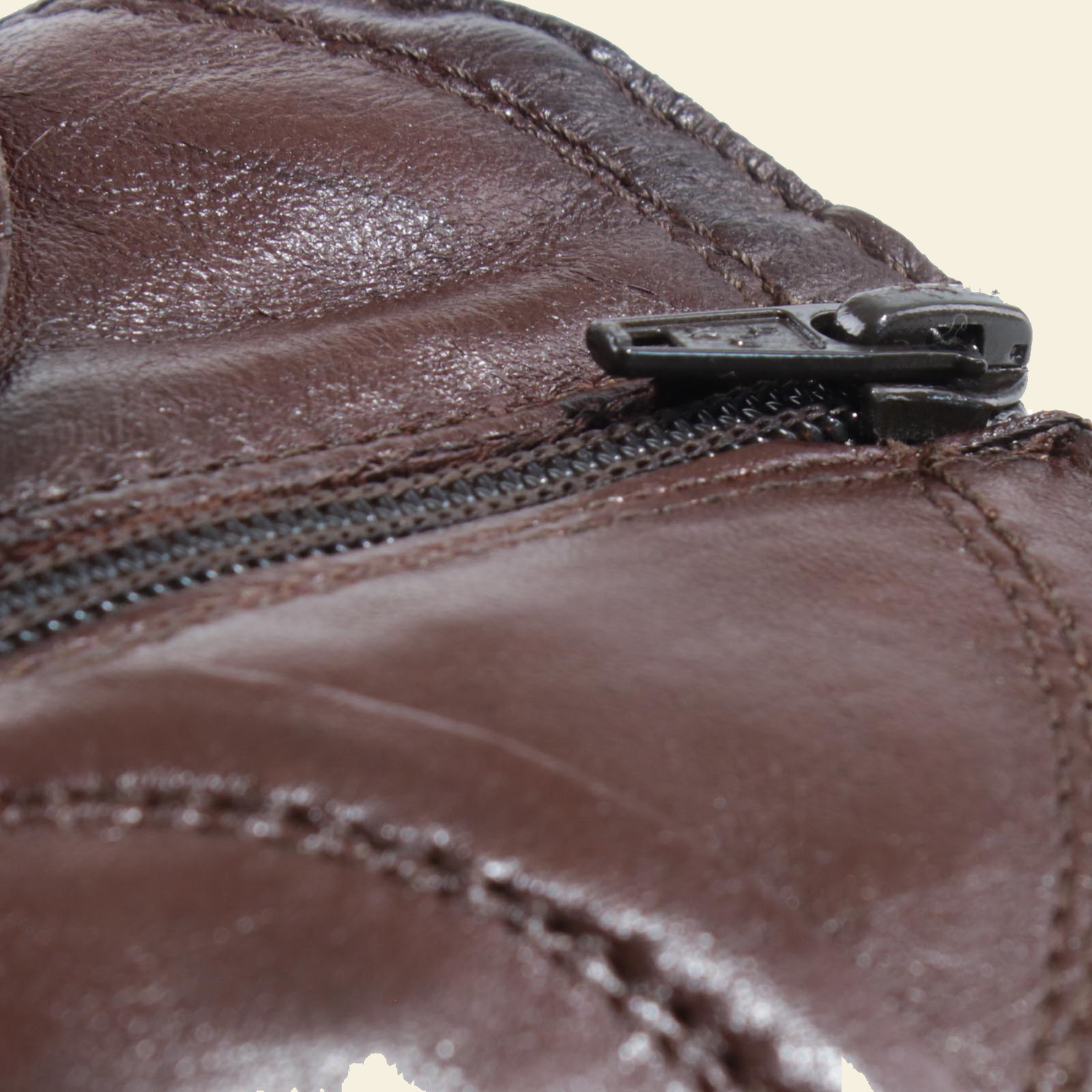 MJUS LUNA Chocolate ankle boots, leather and finishing detail 
