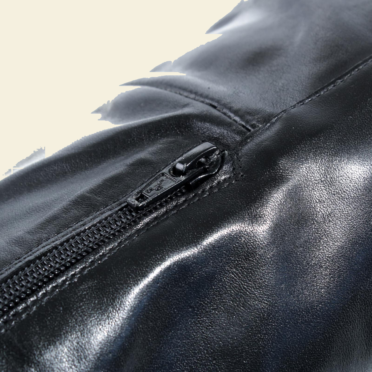 MJUS SORA Black knee-high boots, heel and sole detail 