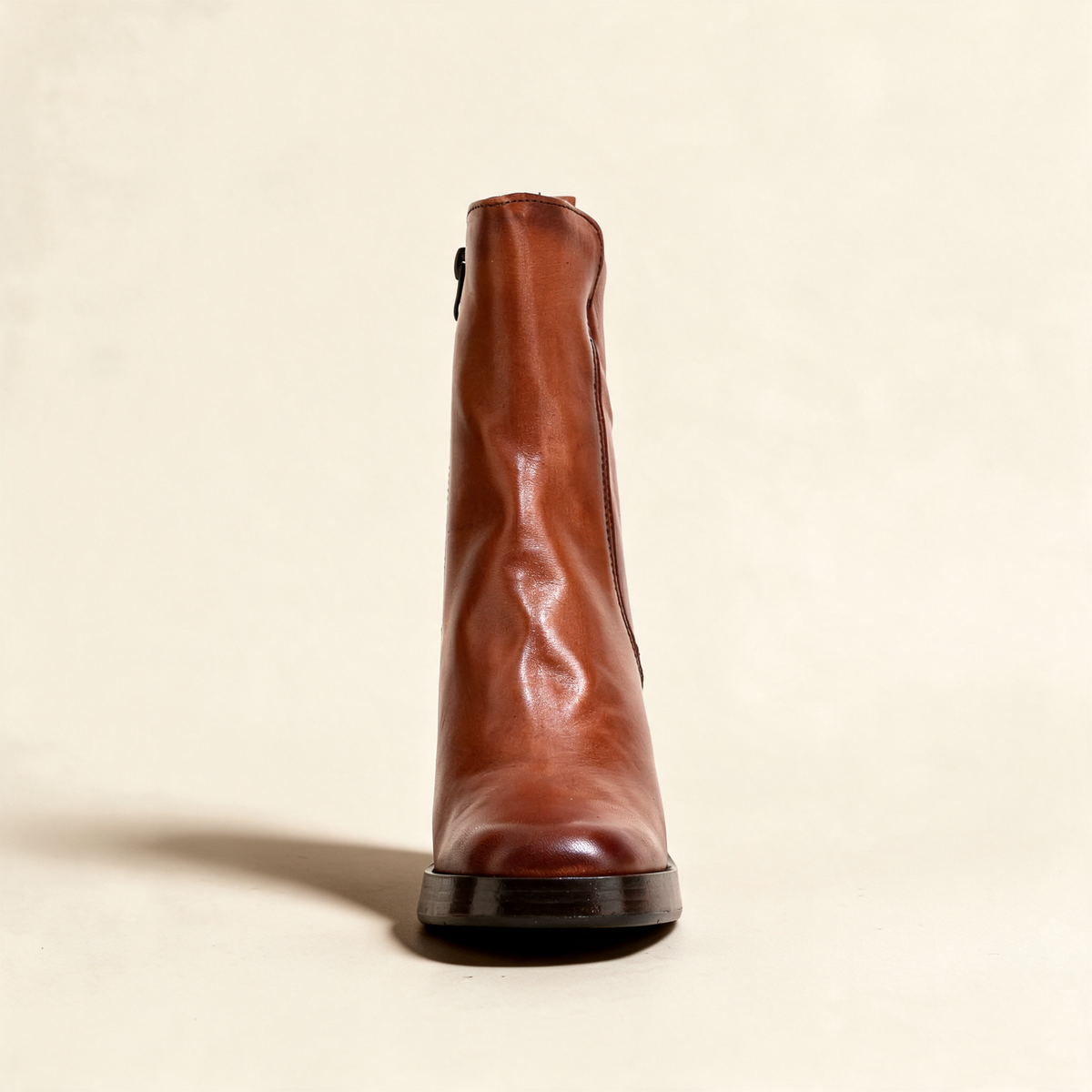 MJUS MADDALENA Cognac ankle boots, front view 