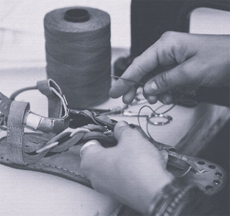 Leather with a living surface