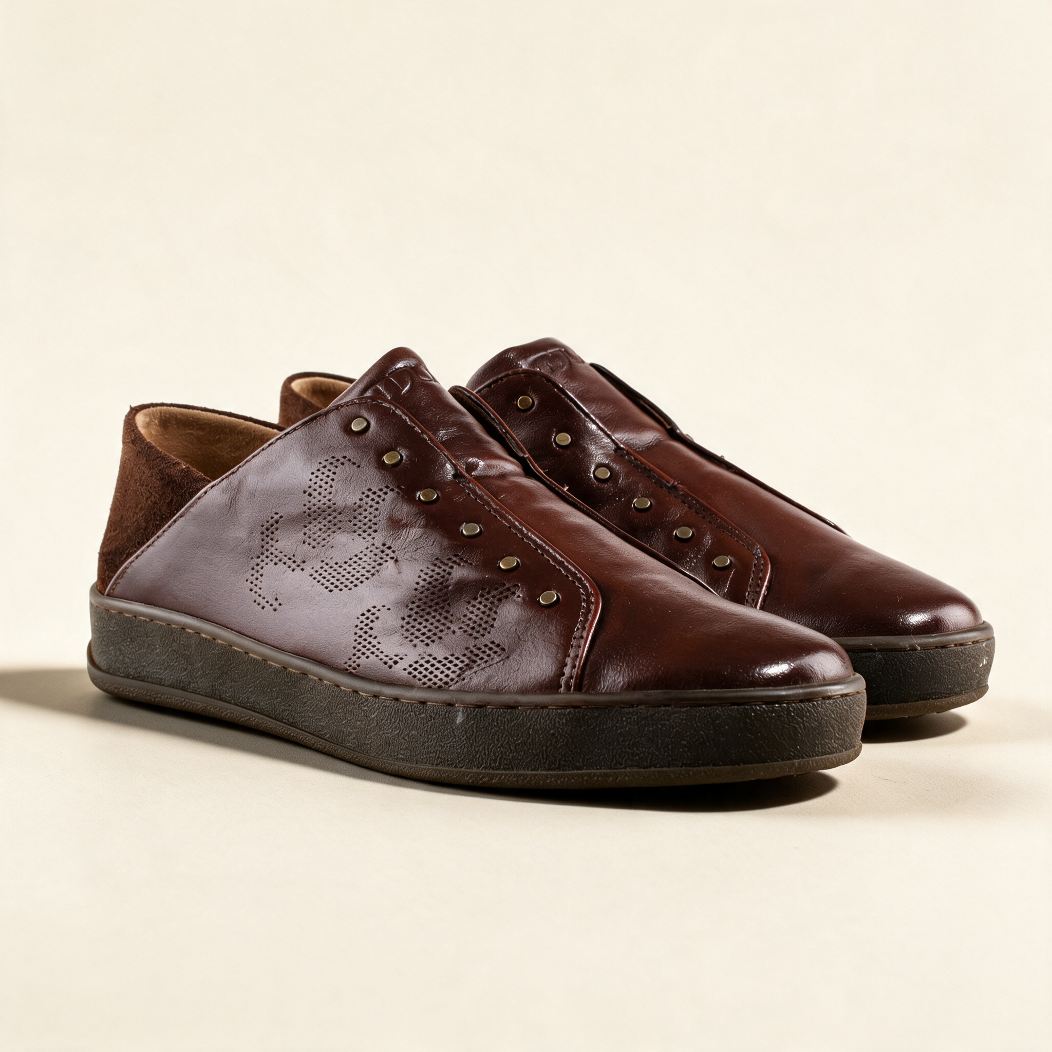 MJUS CORA Chocolate sneakers, pair three-quarter view 