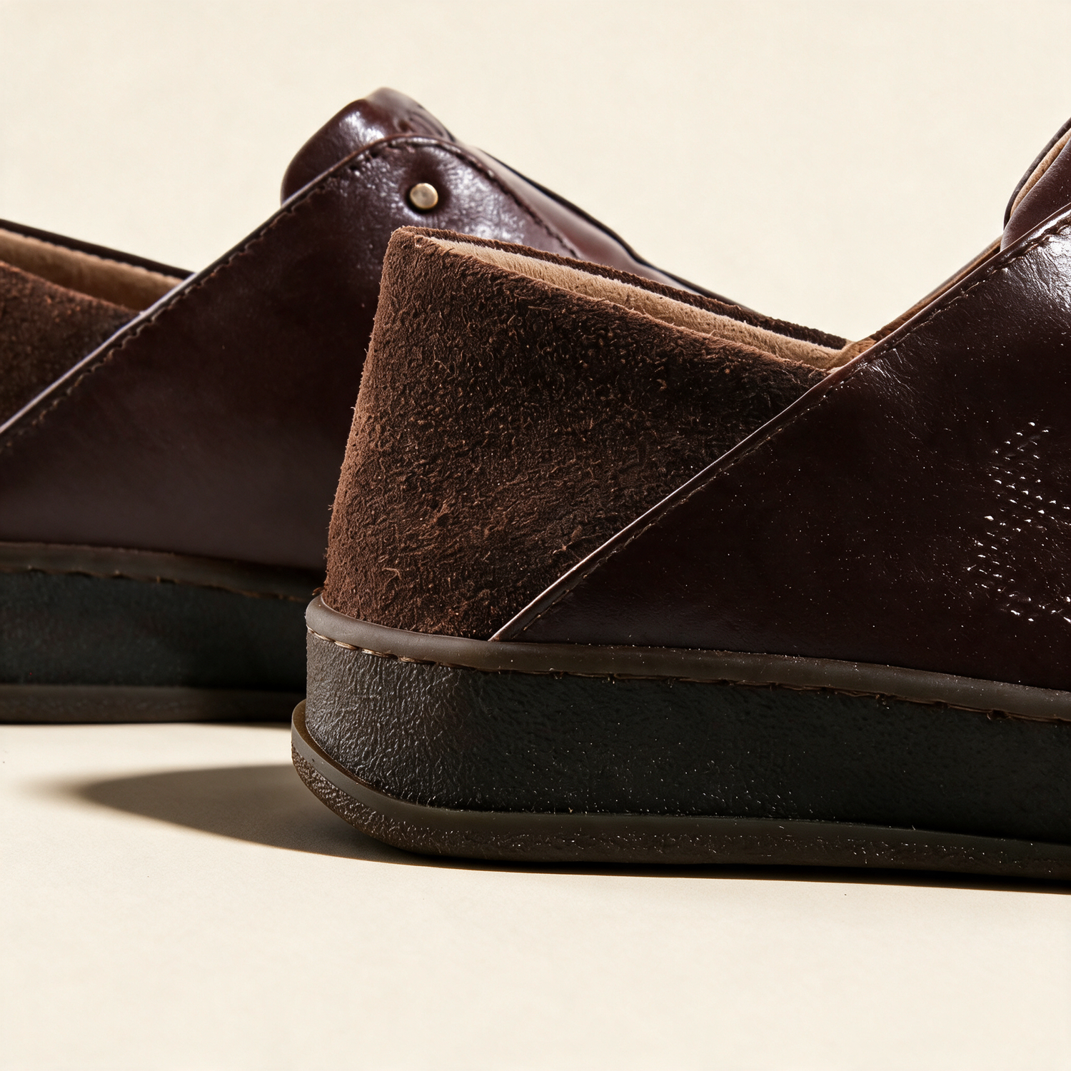 MJUS CORA Chocolate sneakers, heel and sole detail 