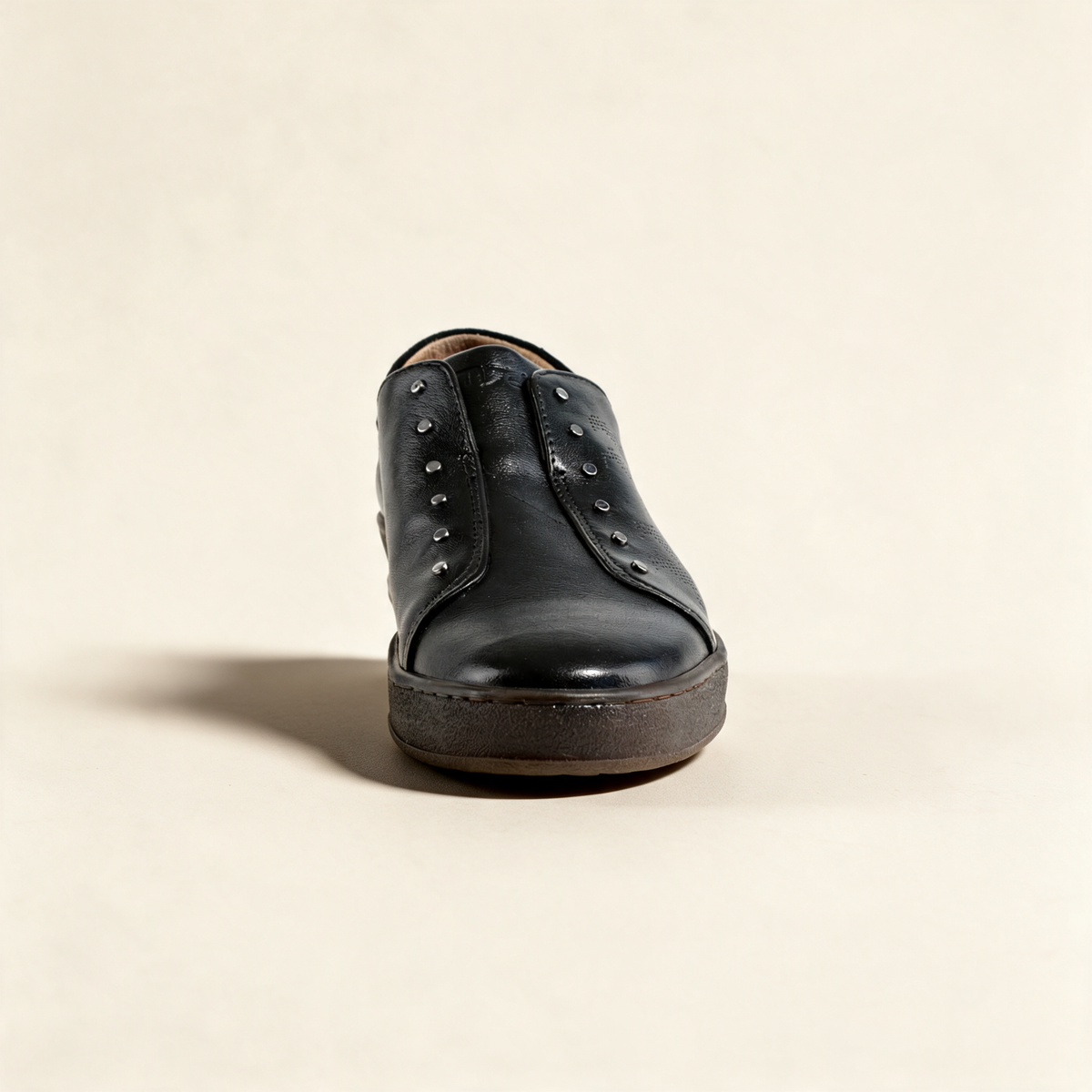 MJUS CORA Black sneakers, front view 