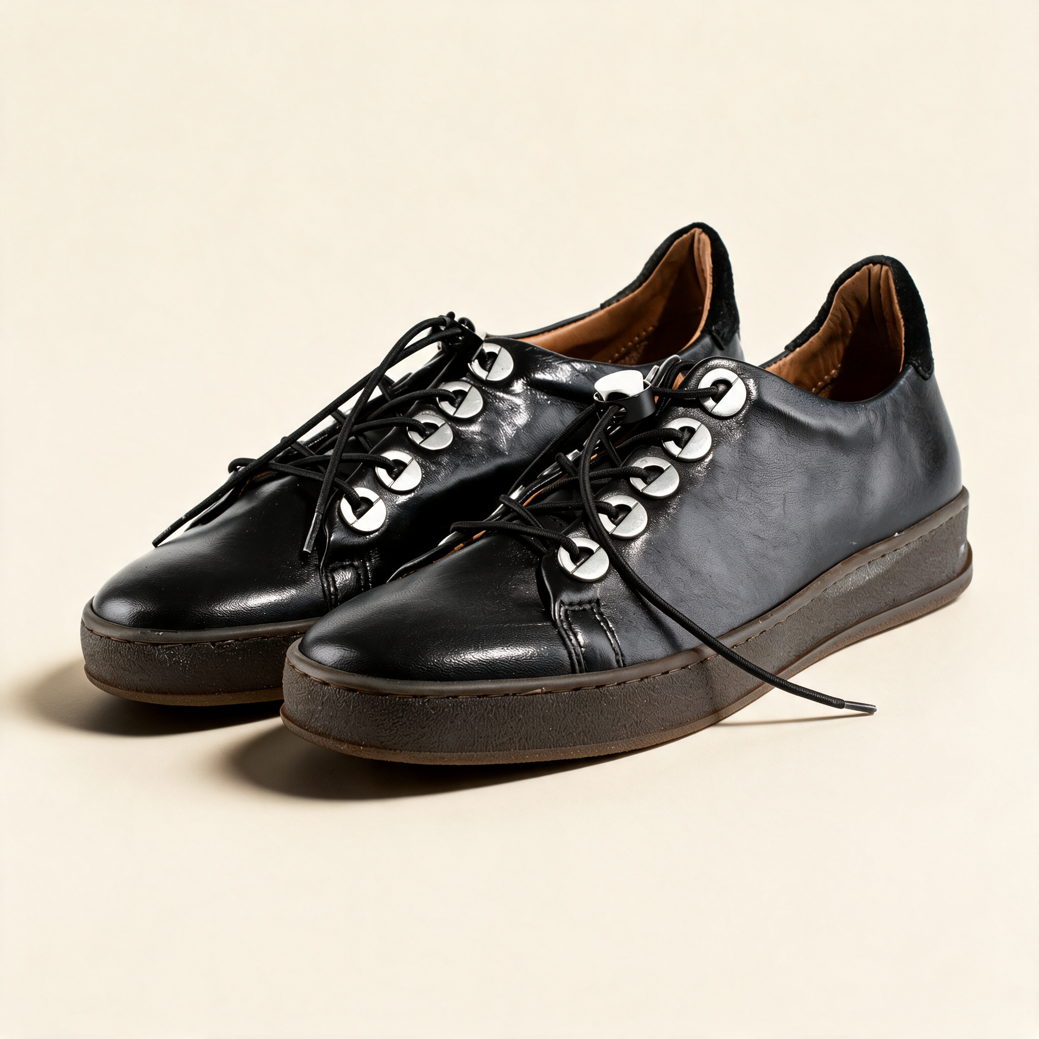 MJUS CETA Black sneakers, pair three-quarter view 