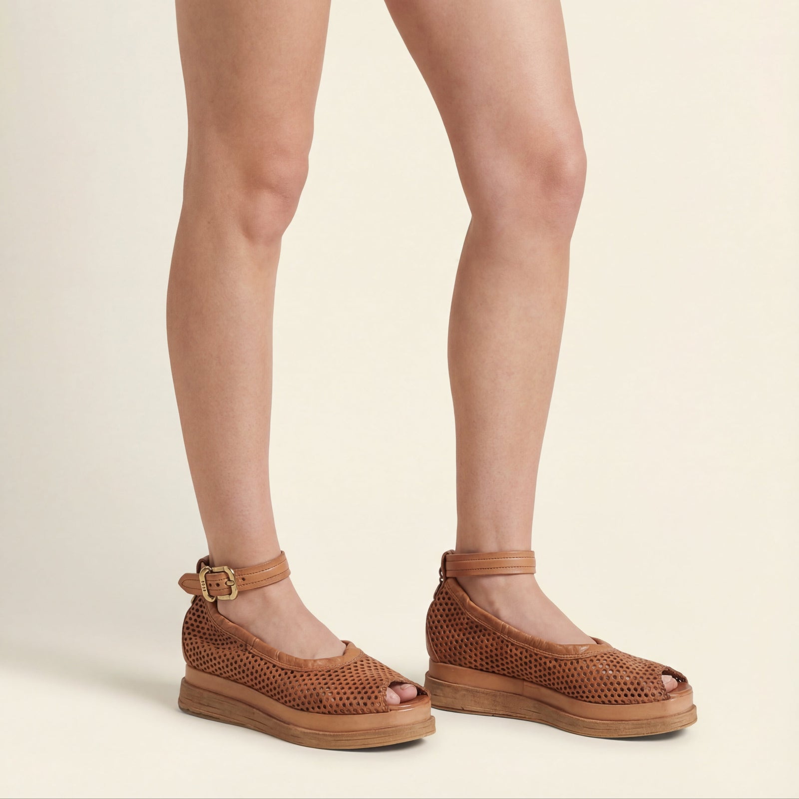 teagan huarache clog